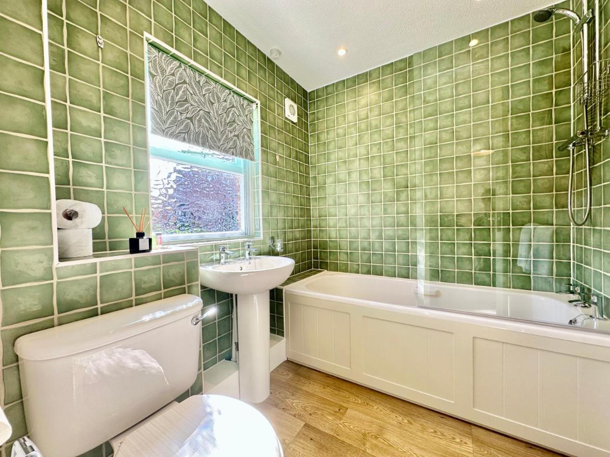 Cherry Blossom Cottage يورك المظهر الخارجي الصورة