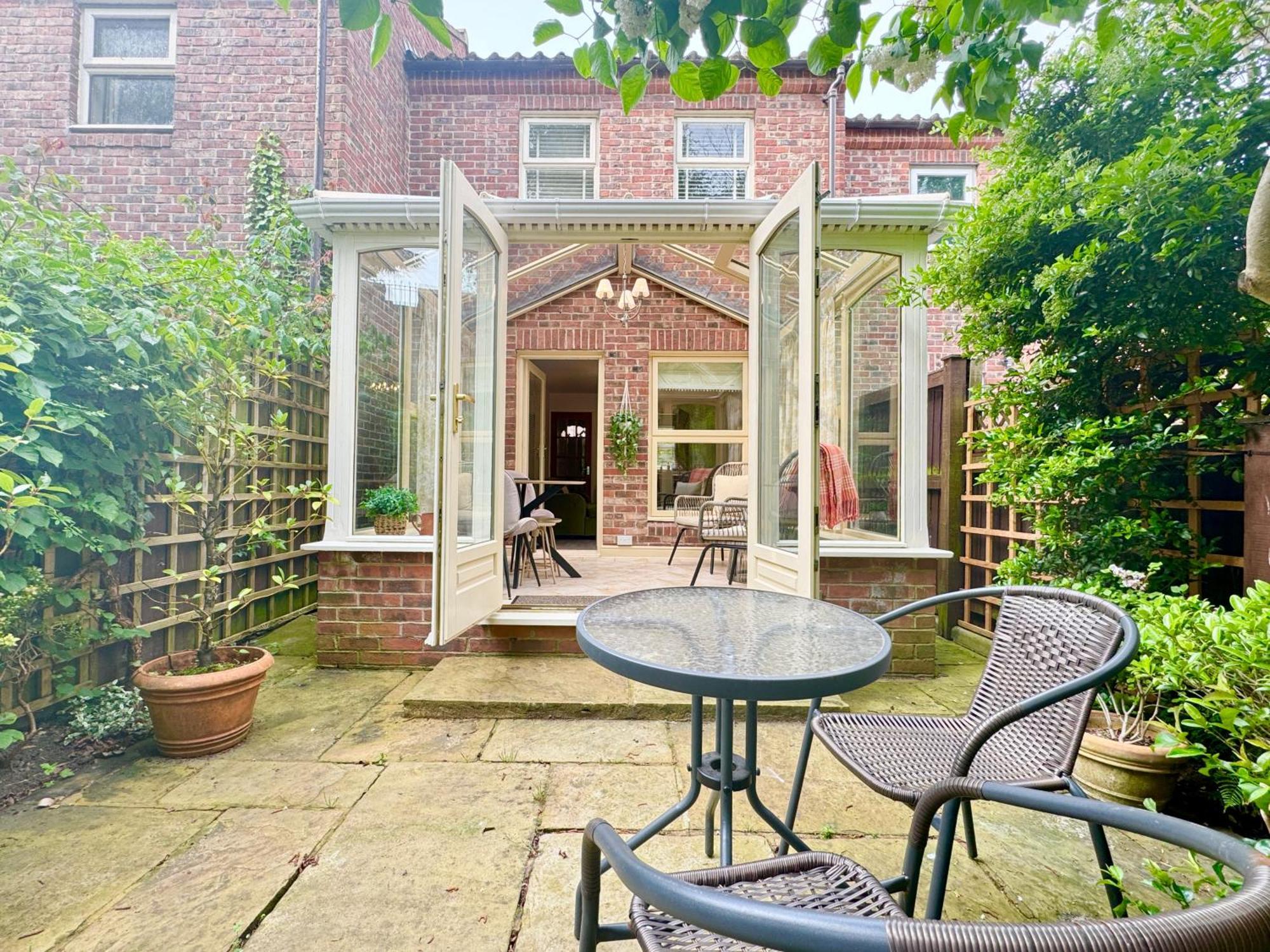 Cherry Blossom Cottage يورك المظهر الخارجي الصورة